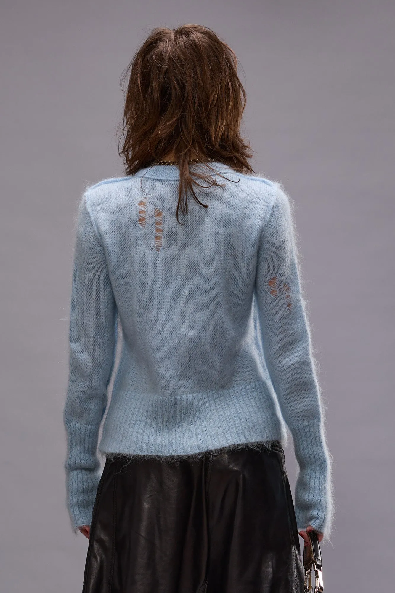 ELONGATED SHRUNKEN CREWNECK CARDIGAN - LIGHT BLUE