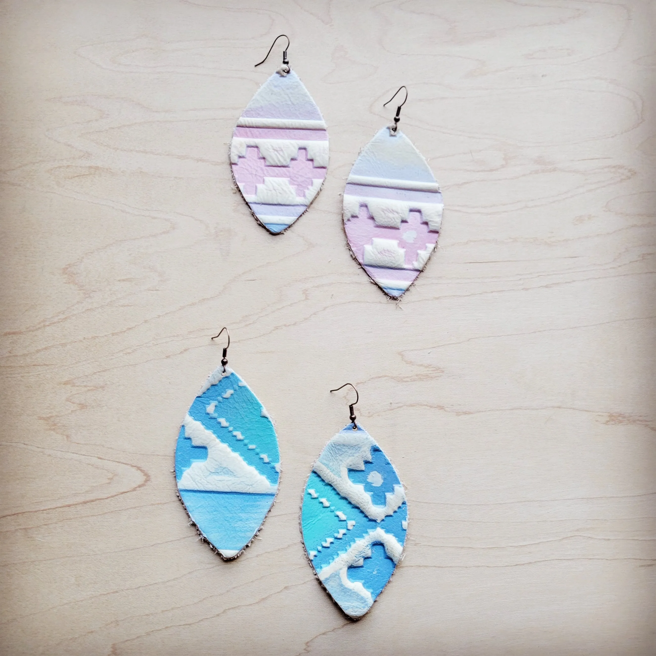 Leather Oval Earring-Pastel Navajo 224v