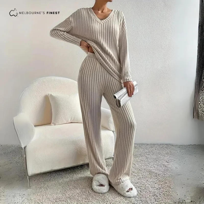 Madison™ Comfortable Women's Set