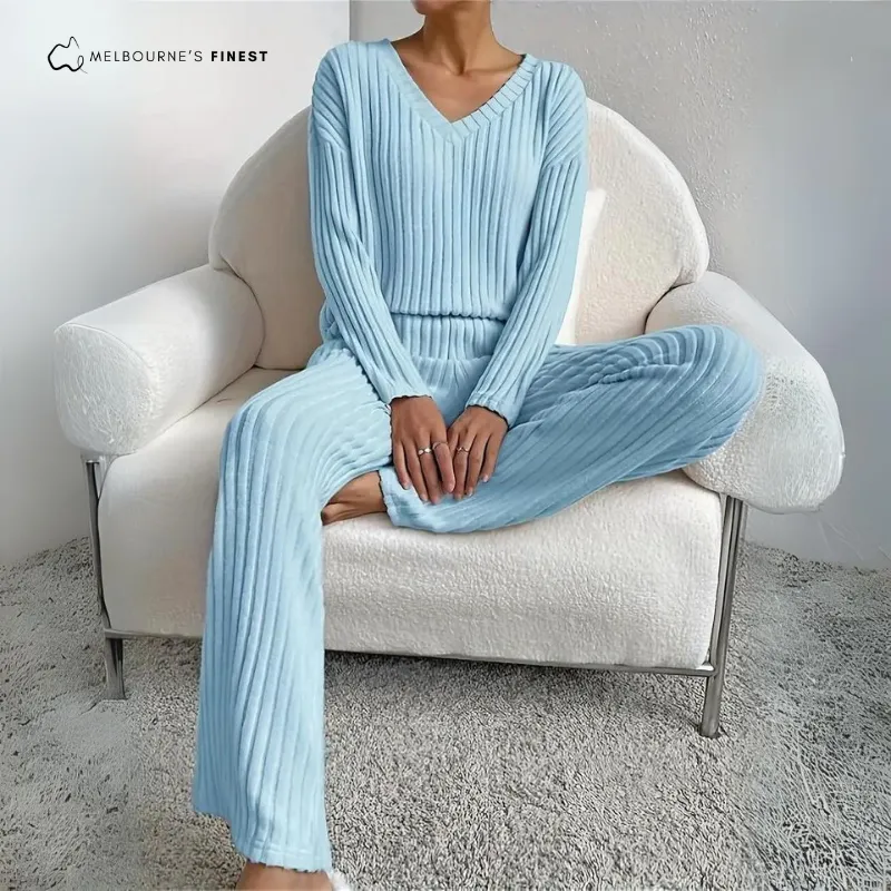 Madison™ Comfortable Women's Set